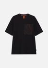 AIR BRAKE OFF-CUT PKT TEE BLACK RÆBURN